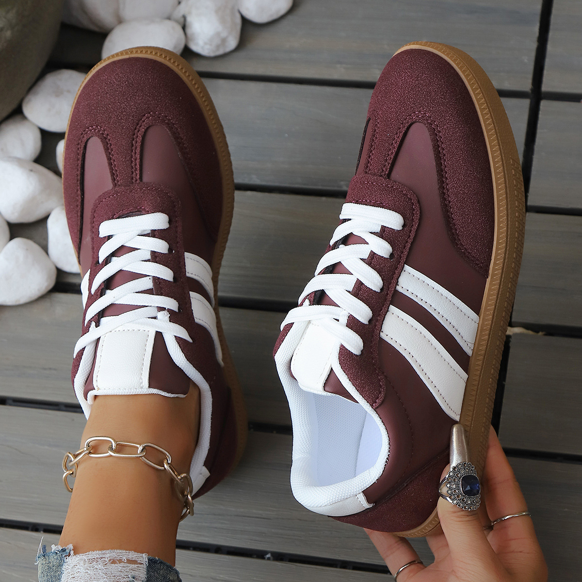 Livia Retro Leather Sneakers