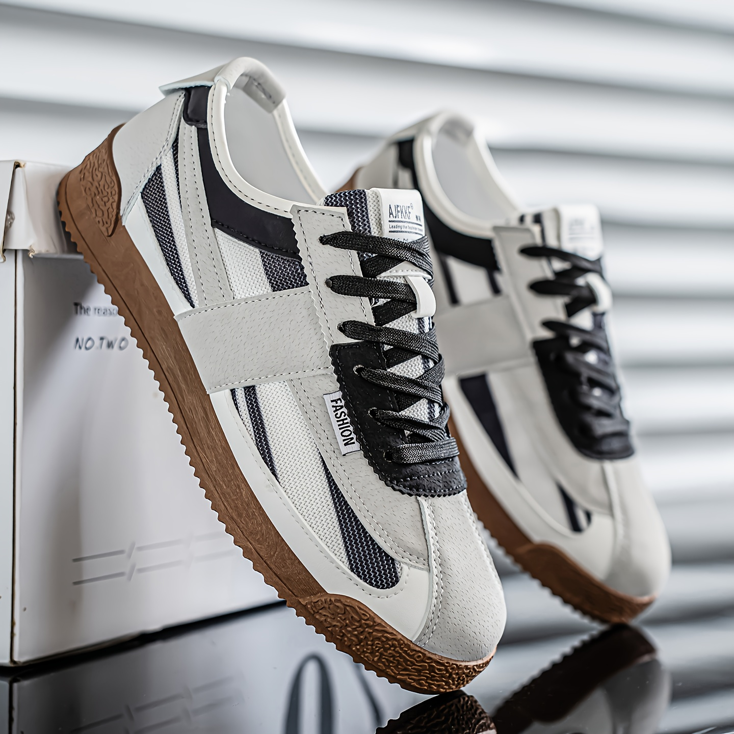 Monaco Retro Sneakers