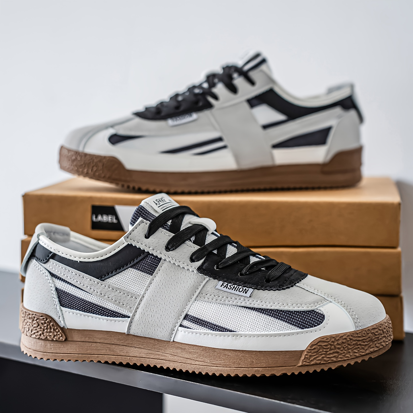 Monaco Retro Sneakers
